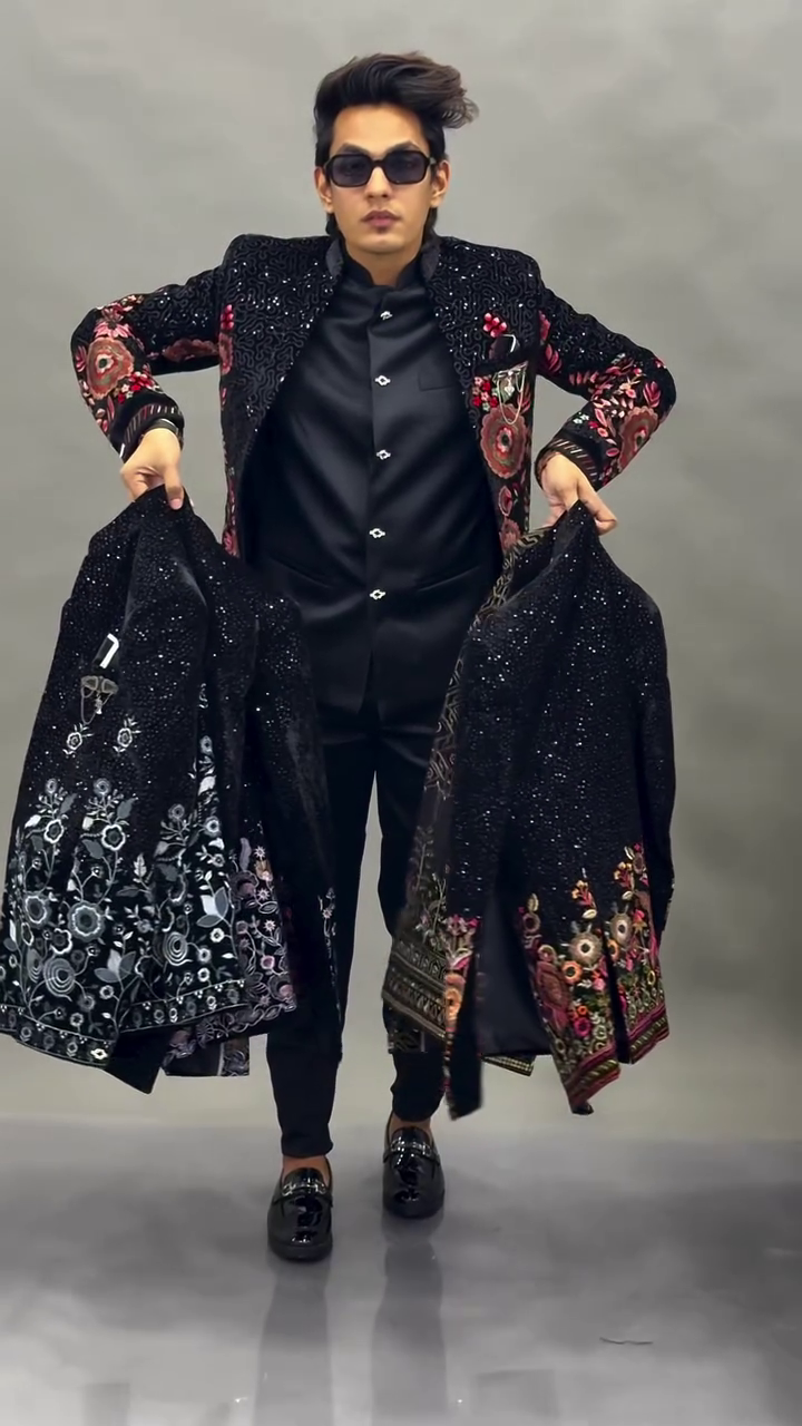 🖤 Royal Noir Embroidered Indo-Western Set – Power, Prestige & Panache 🖤