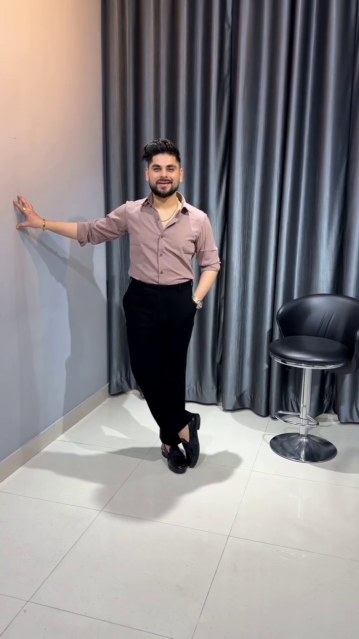 🤎 Classic Mocha Slim-Fit Shirt – Effortless Elegance for the Modern Man ✨👔