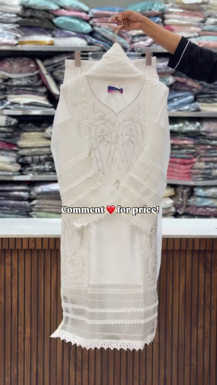 White Embroidered Straight Kurta