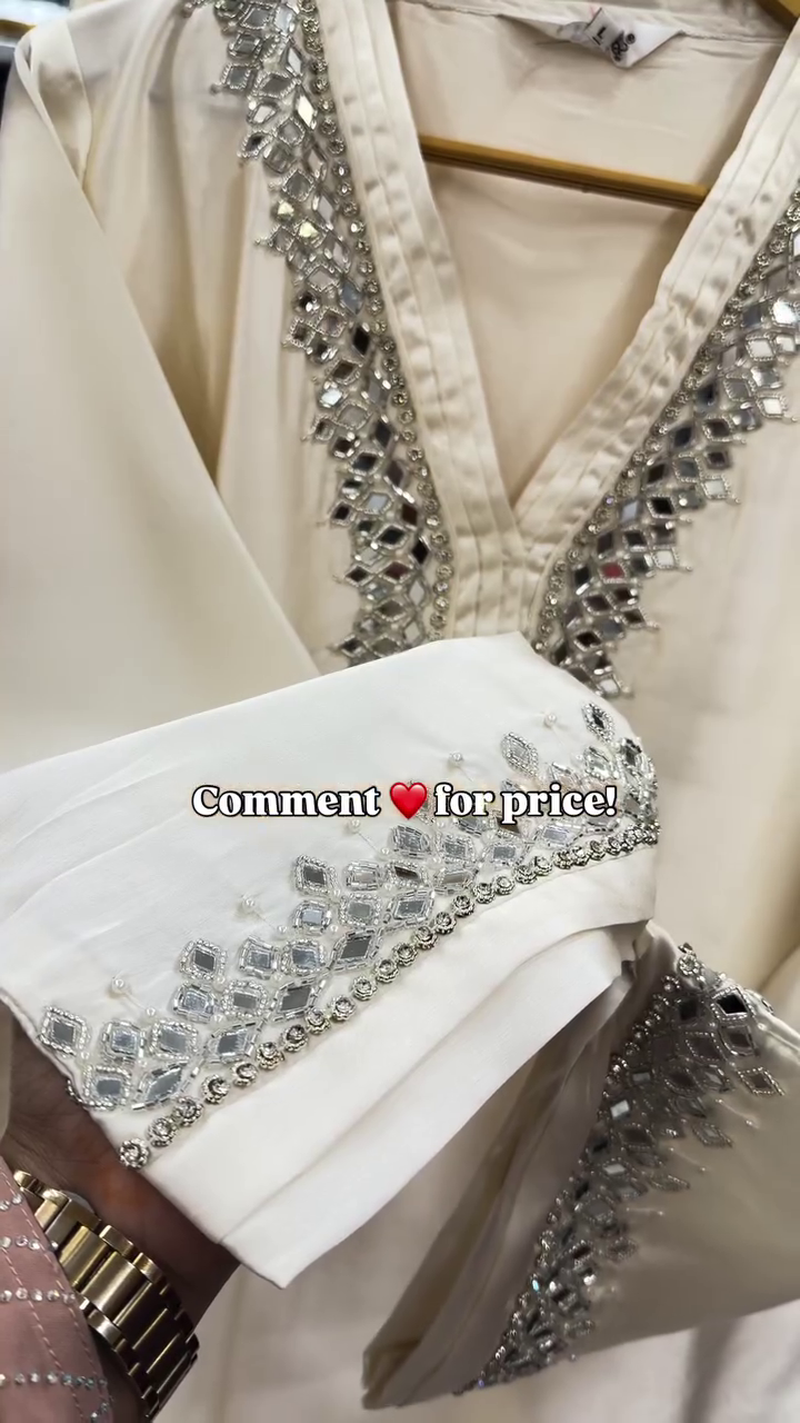 Off-White Kurta with Mirror Work Detailing