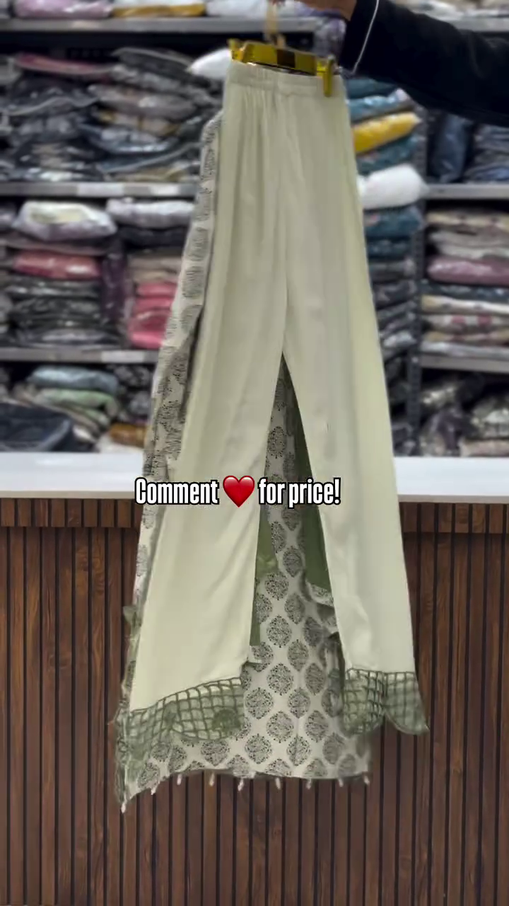 Women’s Printed Kurti with Embroidered Net Dupatta