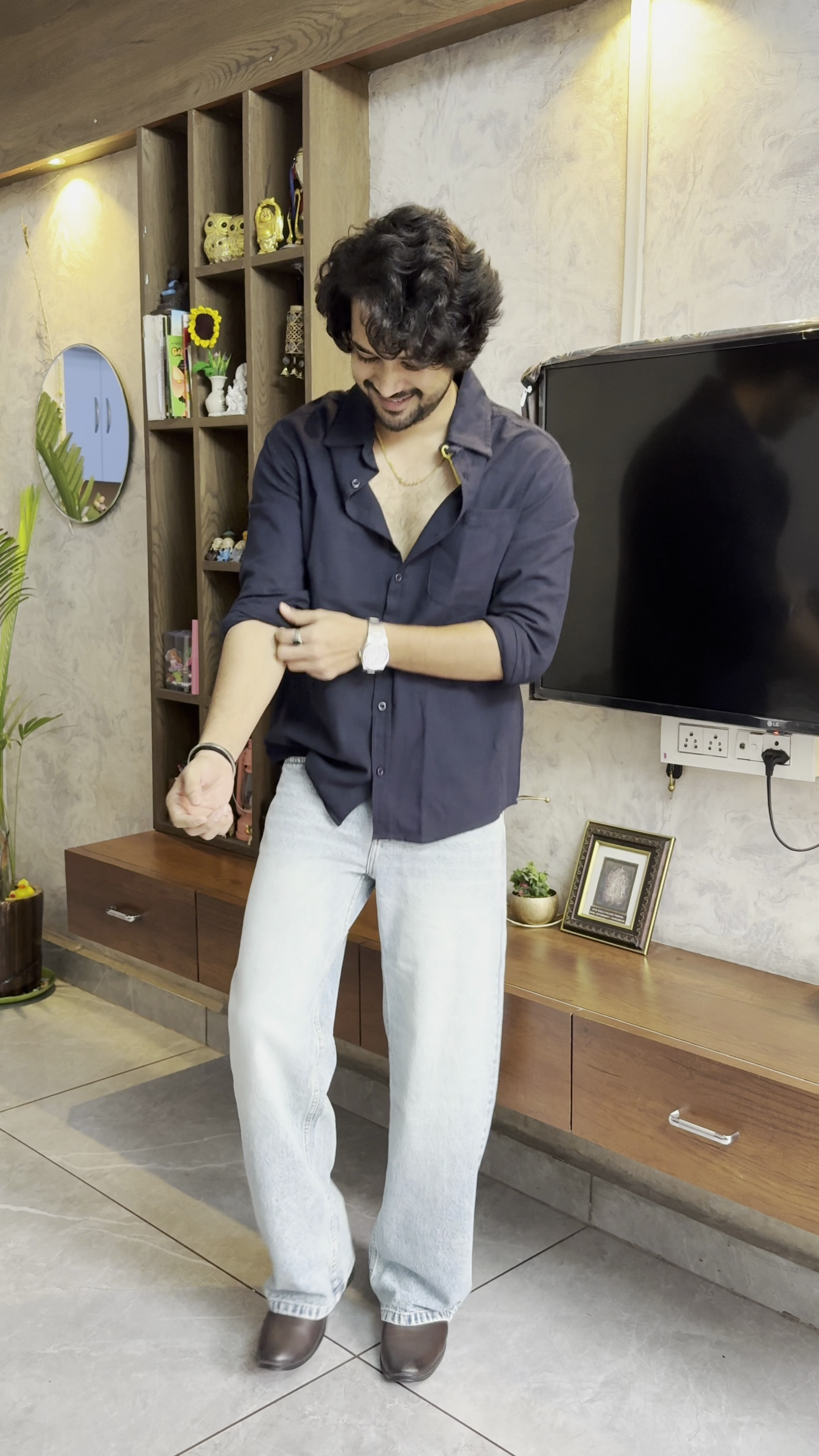 Men’s Washed Grey Wide-Leg Jeans