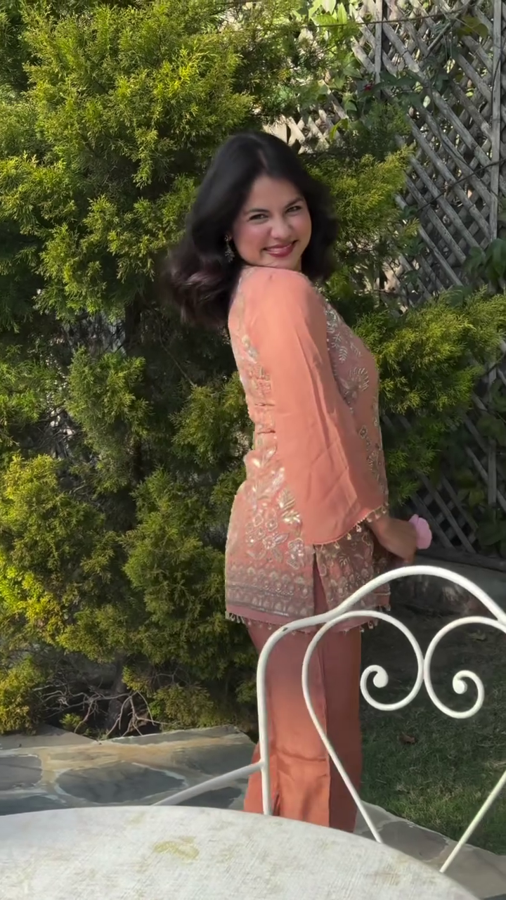 Peach Embroidered Kurta Set with Elegant Detailing