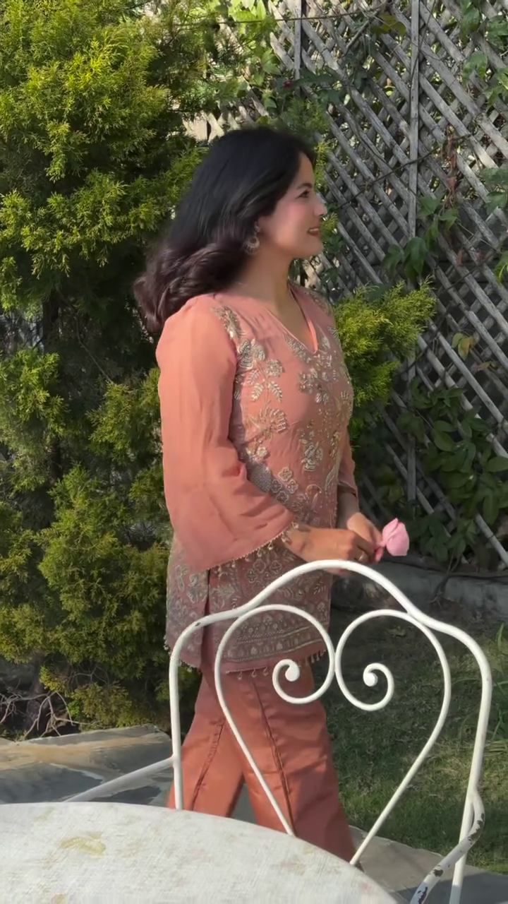 Peach Embroidered Kurta Set with Elegant Detailing