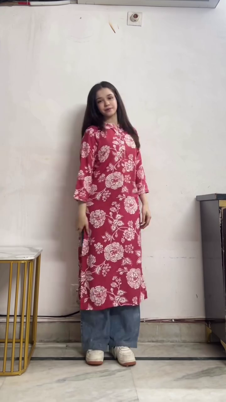 Red Floral Straight Kurta with Wide-Leg Jeans