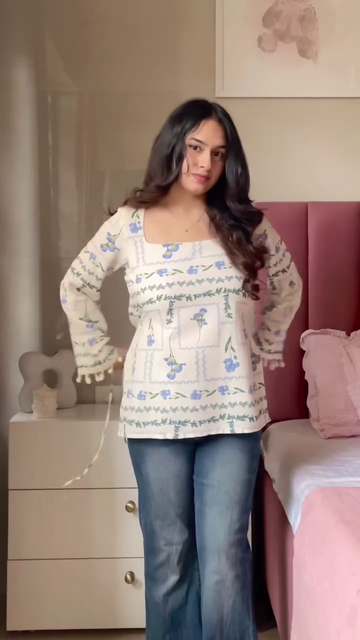 Chic Floral Printed Designer Top for Women